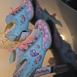 Chocolaticas Marie Antoinette Women's Heels - Multicolored